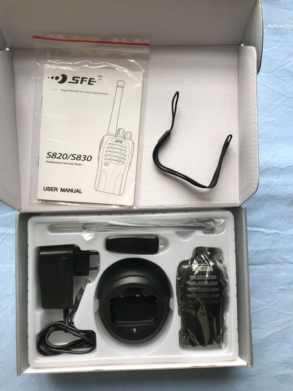 1 X SFE  Two Way Radio,handheld - WALKY TALKY # 8202013018837 , high quality professional long range