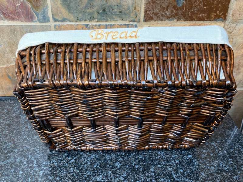 2 x Bread Basket 34cm x 24cm x 11cm and 33cm x 24cm x 6cm