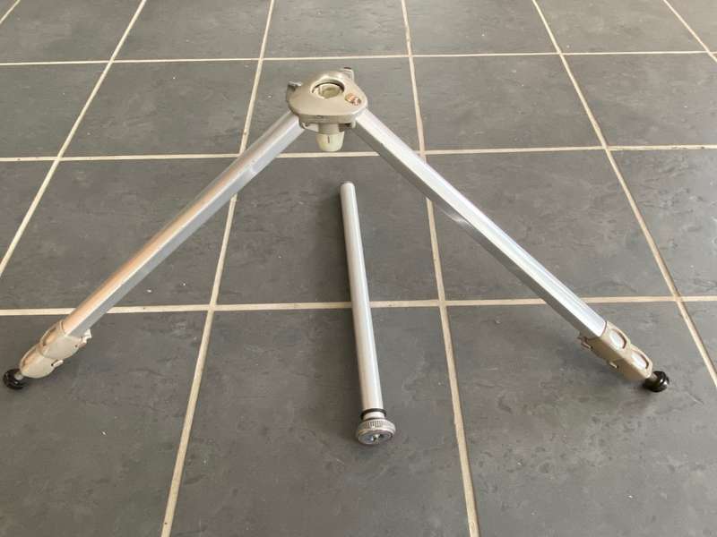 Linhof Tripod vintage  (made in WEST- GERMANY)  Aluminium Tripod, collectors item