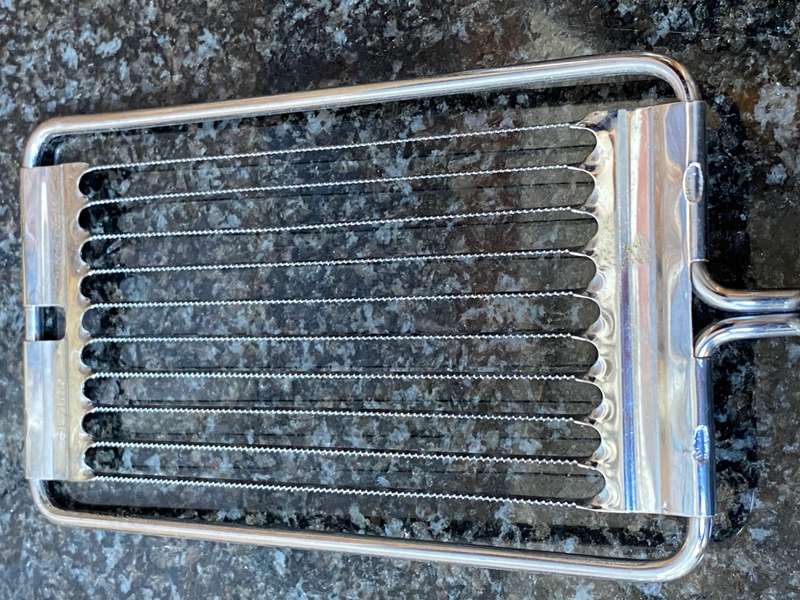 Vintage Skyline Handheld Slicer ,collectors item, made in England
