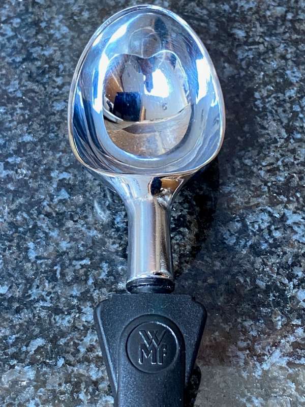 WMF Ice Cream Scoops , Portioner, vintage, from Germany, collectors item