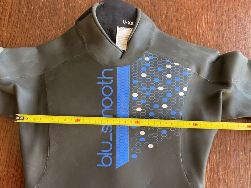 Blu Smooth Open Water Swimming Wetsuit, new, never used, Size XS, 2.5mm