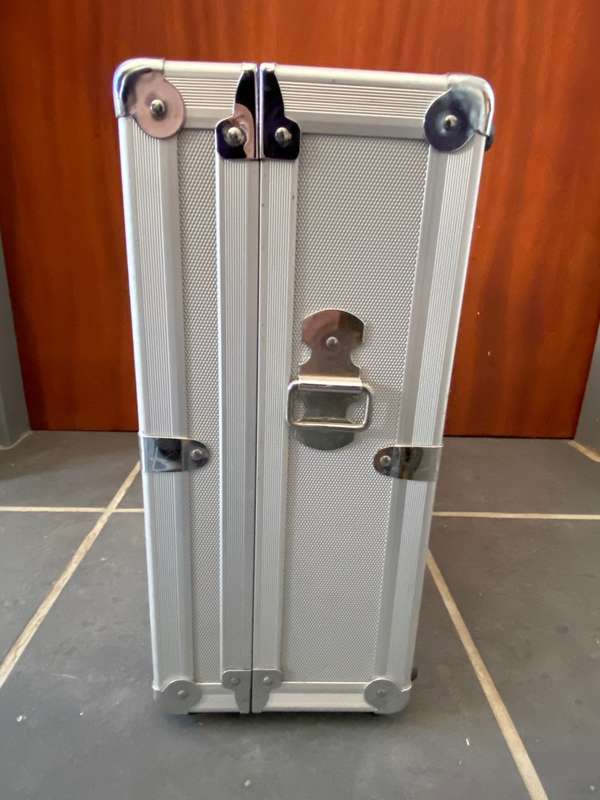 Aluminium Case, 40cmx31cmx14cm, briefcase, for Video or Photo Camera, from Germany, with brand on