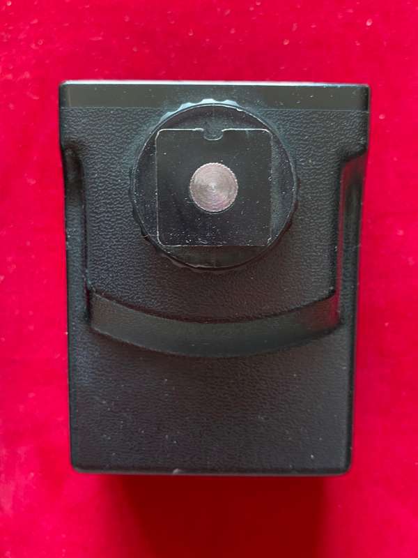 Hensel Flash Pilot Set, secondhand item, gets power, when batteries are in ,but not tested with