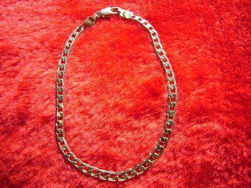 GOLD BRACELET 9 CARAT / 375 LENGTH: CA. 22 CM - WEIGHT: 5 GRAM