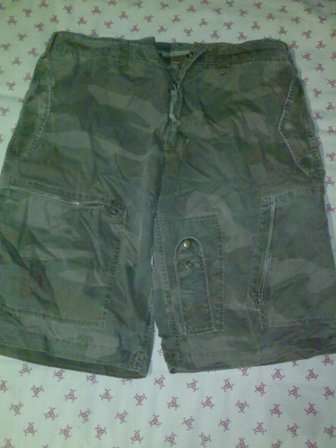Old Khaki - Camo shorts - Size 36