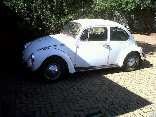 1974 Volkswagen Beetle 1600 white