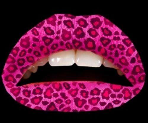 Temporary lip tattoo