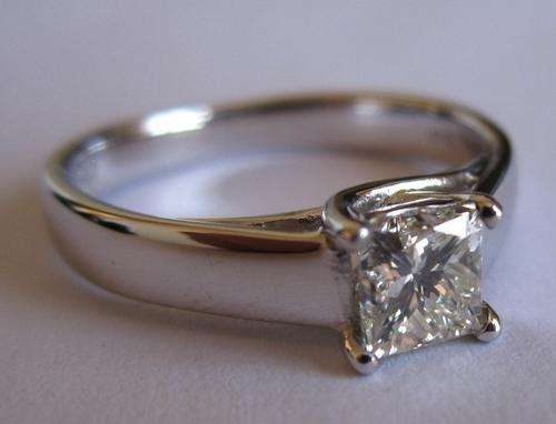 A Ladies Diamond Ring - Engagement .64 ct
