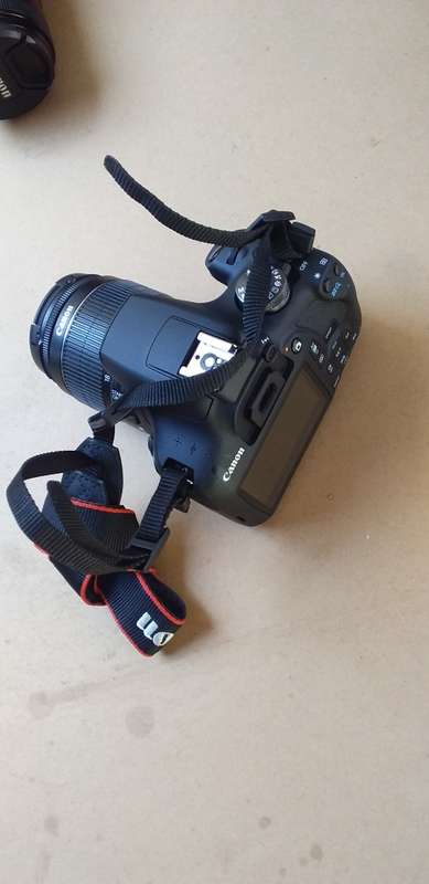 Canon 2000d