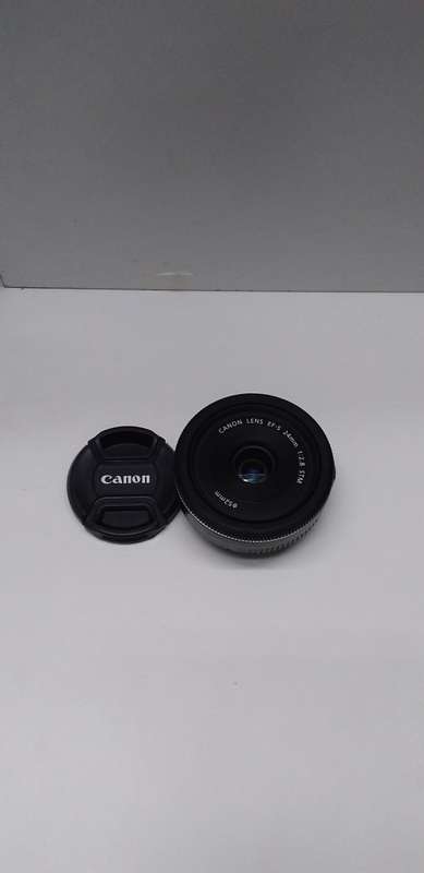 Canon 24 mmf2.8 Stm prime lens