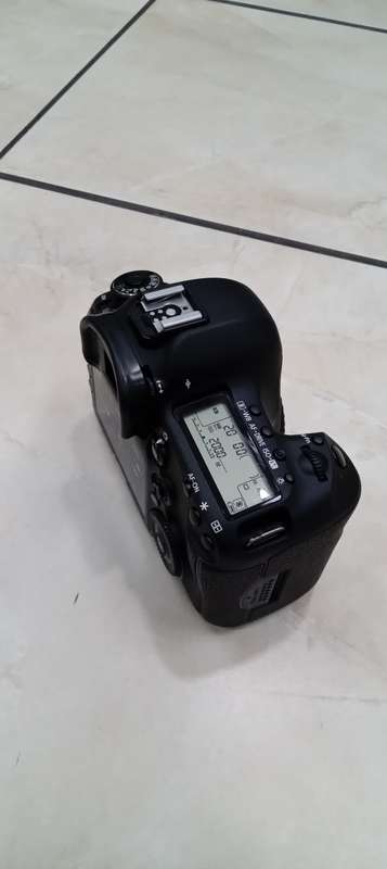 Canon 5D mark III full frame camera (BODY)