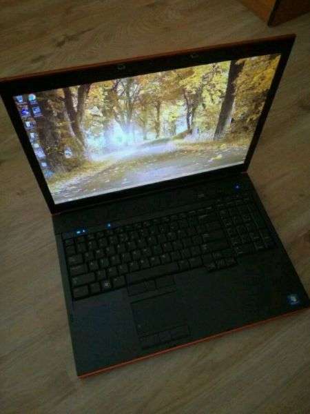 Dell precision M6500 17inch workstation 750GB HDD 8GB Ram