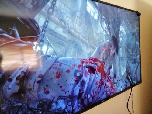 PS3 1TB with 2 Controllers and  5 Games`