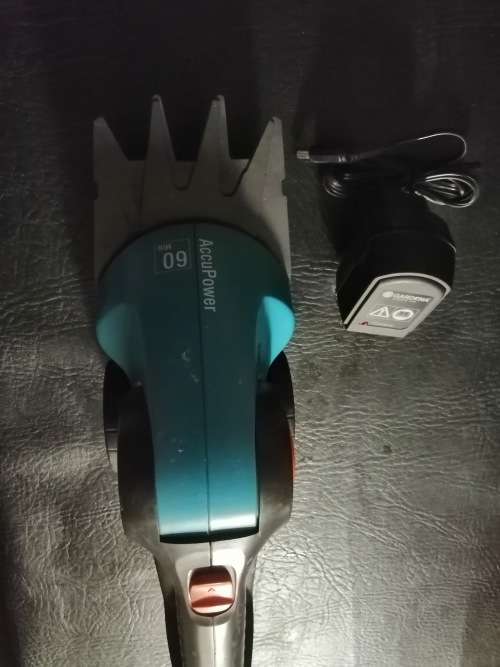 Gardener accu60 edge trimmer.