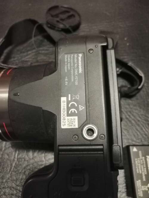 PANASONIC FZ100