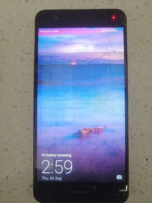 Huawei Nova read description!!!!