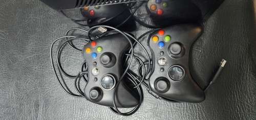 XBOX + 5 Games