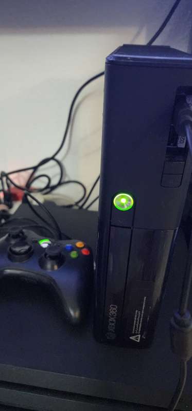XBOX + 5 Games