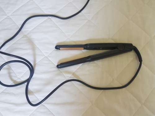 GHD Hair Straightener ( ghd 4.2B) with case