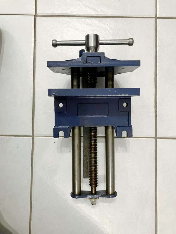 Record 52 D Wood Vise with Quick Release and Bench Dog *New Old Stock*