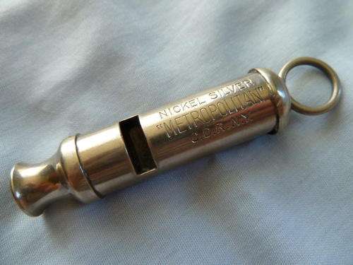 Whistle, Vintage METROPOLITAN Whistle - Extremely Rare