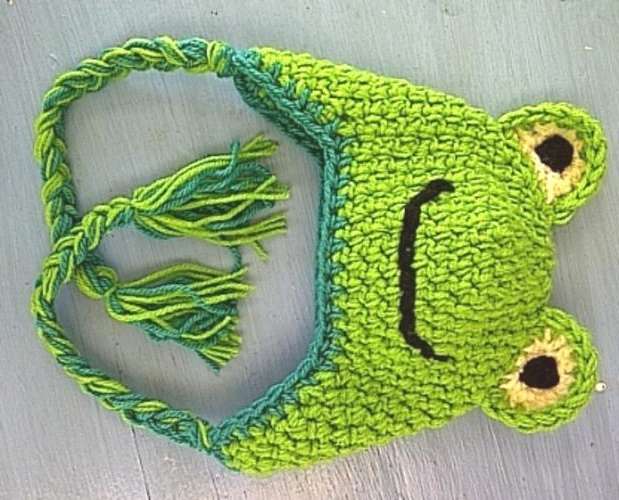 Crafty Stuff: Crochet Baby Froggy Earflap hat, makes a great photo prop