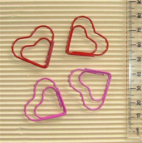 Crafty Stuff : Paperclip shapes : hearts (set of 4)