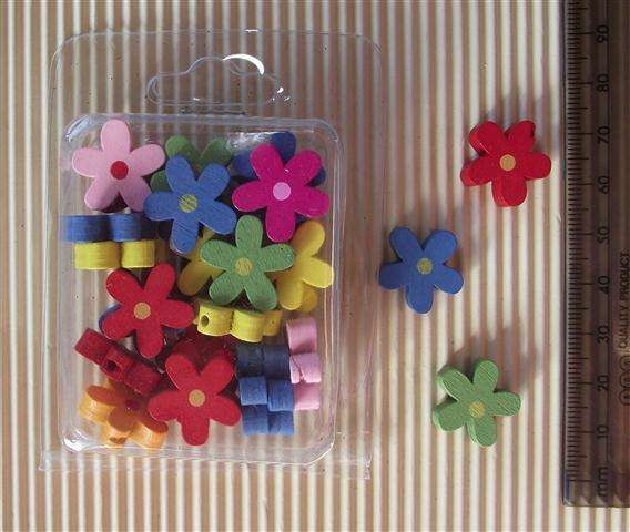 Crafty Stuff: Wooden Bead / Scrapping Embellishment FLOWERS X 25