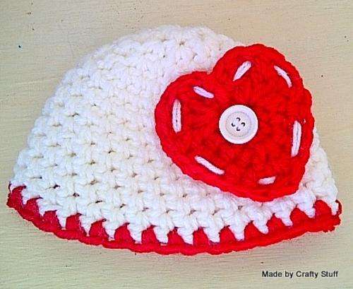 Crafty Stuff: IN STOCK Crochet White cloche hat with red heart, 0-3 months
