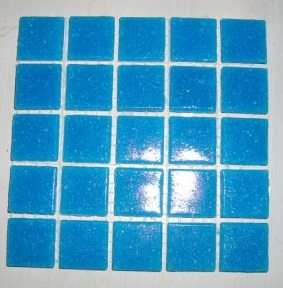 Crafty Stuff: Mosaic tiles : Pool blue