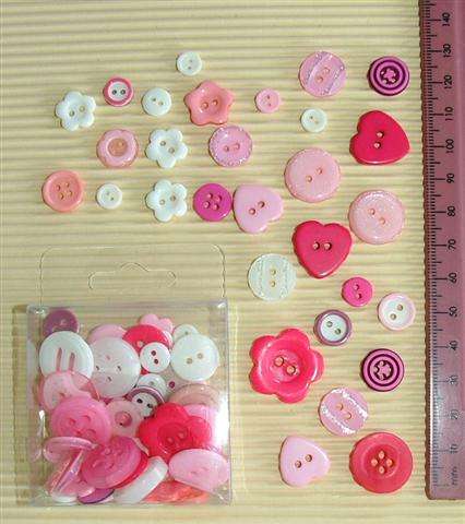 Crafty Stuff: Button Variety for scrapping. cardmaking: Pink