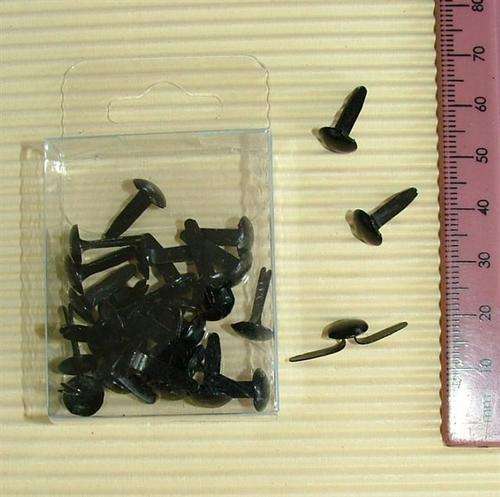Crafty Stuff:  Lg Round Black Brads (30)