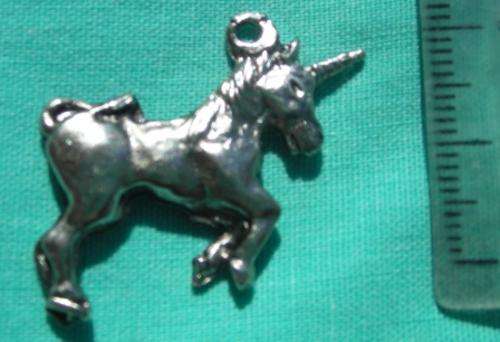 Crafty Stuff:     Unicorn charm