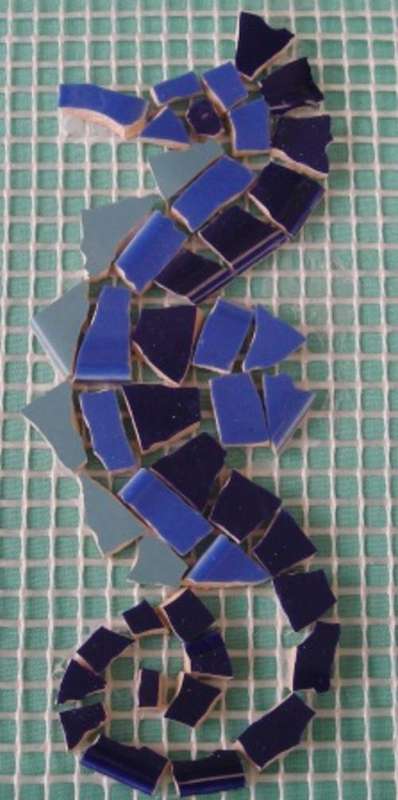 Crafty Stuff: Mosaic Insert: Seahorse: Mosaic made easy!