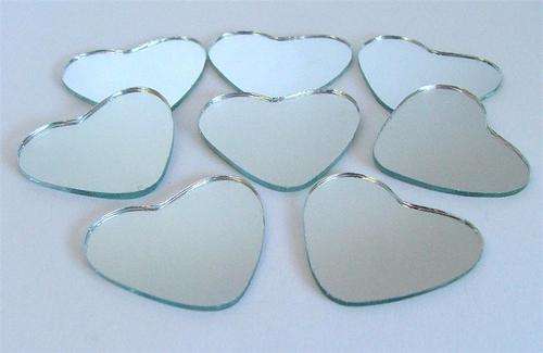Crafty Stuff: HEART Mirrors- perfect for mosaic or scrapping