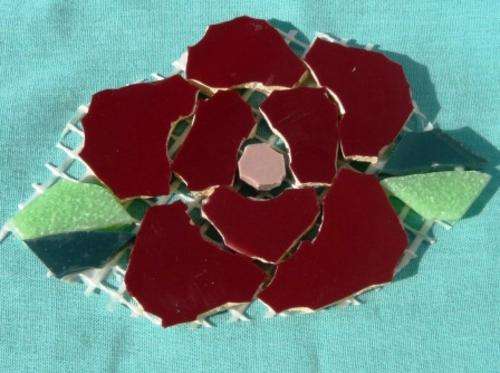 Crafty Stuff: Mosaic Insert: Red Rose: Mosaic made easy!