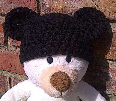 Crafty Stuff: Crochet Baby Mickey Mouse hat