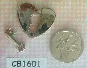 Crafty Stuff: Embellishment : Heart and key lock