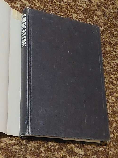 F.W de Klerk Autographed Book - Die Man en Sy Tyd