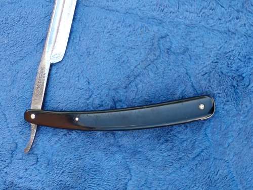 Cut Throat straight Razor, Strop & oil stone