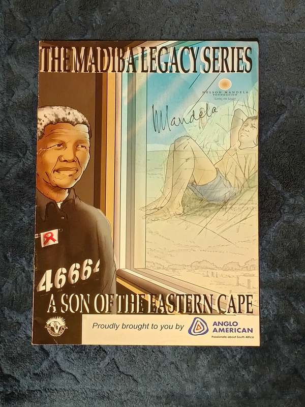 Nelson Mandela Autographed Comics - X5 with COAs