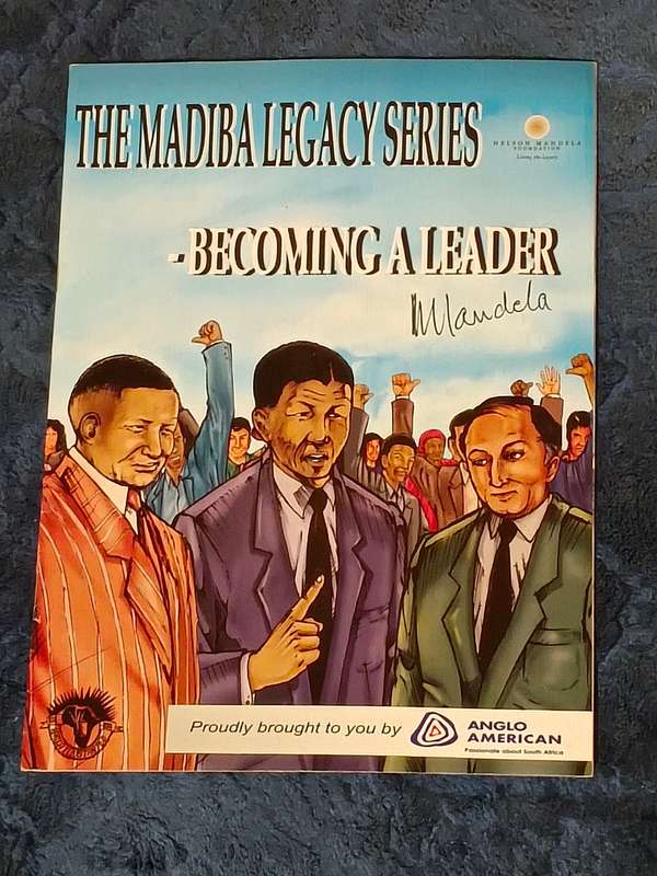 Nelson Mandela Autographed Comics - X5 with COAs