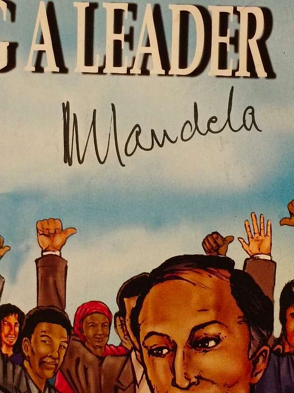 Nelson Mandela Autographed Comics - X5 with COAs