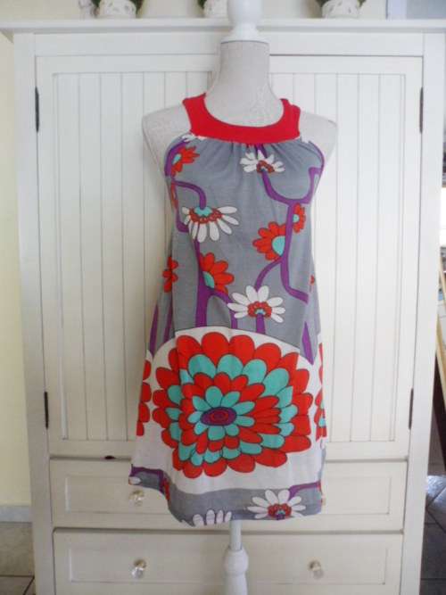 *Last of 2016 Garment Sale* Colourful Tunic/Top Red Colourful Florals