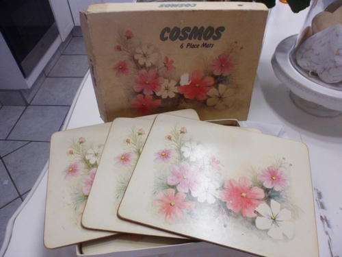 Boxed Set of 6 Cosmos Placemats