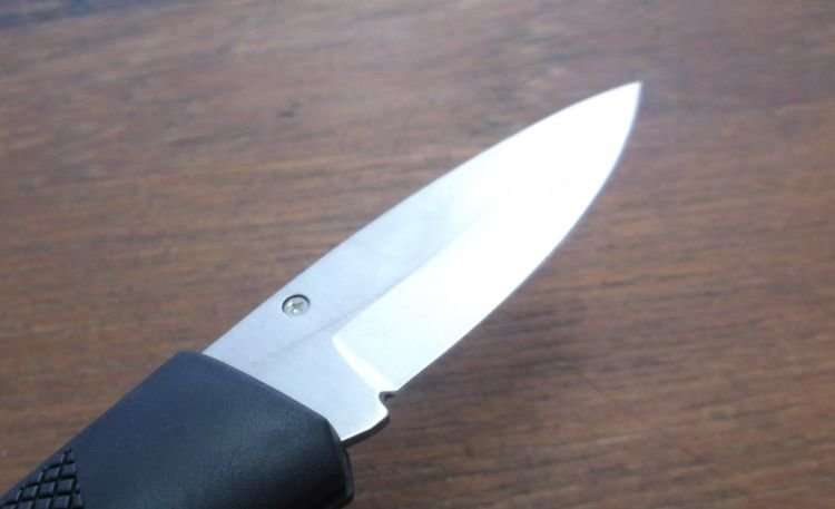 AN AWESOME POCKET KNIFE BY JOHN-BENZEN TOOLS ....DIVISION OF CHICAGO TOOLS...WITH POUCH