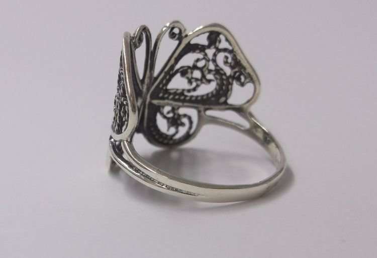 AN ABSOLUTELY GORGEOUS INTRICATELY DETAILED FILIGREE TYPE SOLID STERLING SILVER BUTTERFLY RING ..WOW