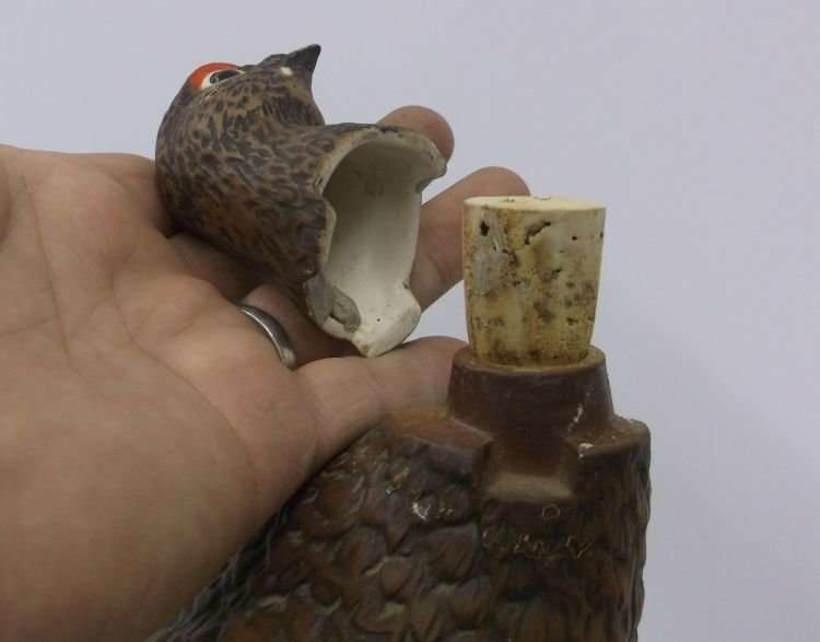 AN AWESOME LARGE VINTAGE CERAMIC DECANTER MADE FOR ""THE FAMOUS GROUSE"" BY ROYAL DOULTON