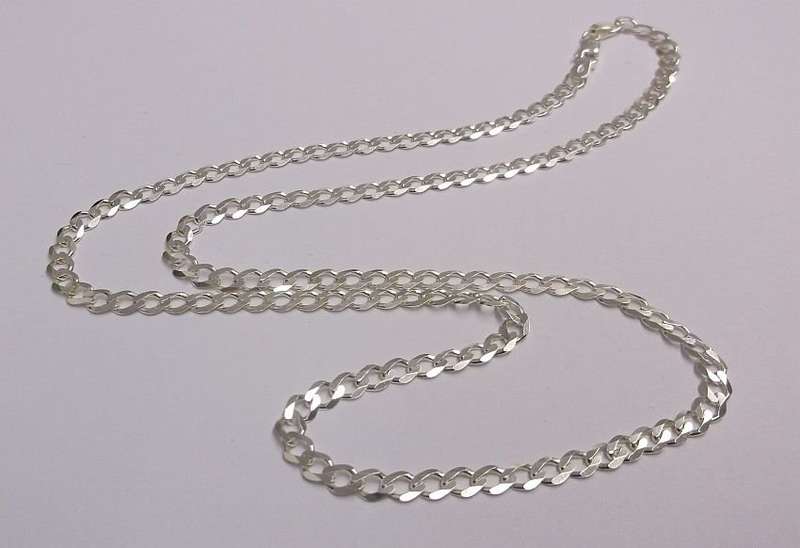 A BRAND NEW CURB CHAIN LINK SOLID STERLING SILVER NECKLACE - GREAT QUALITY !!!